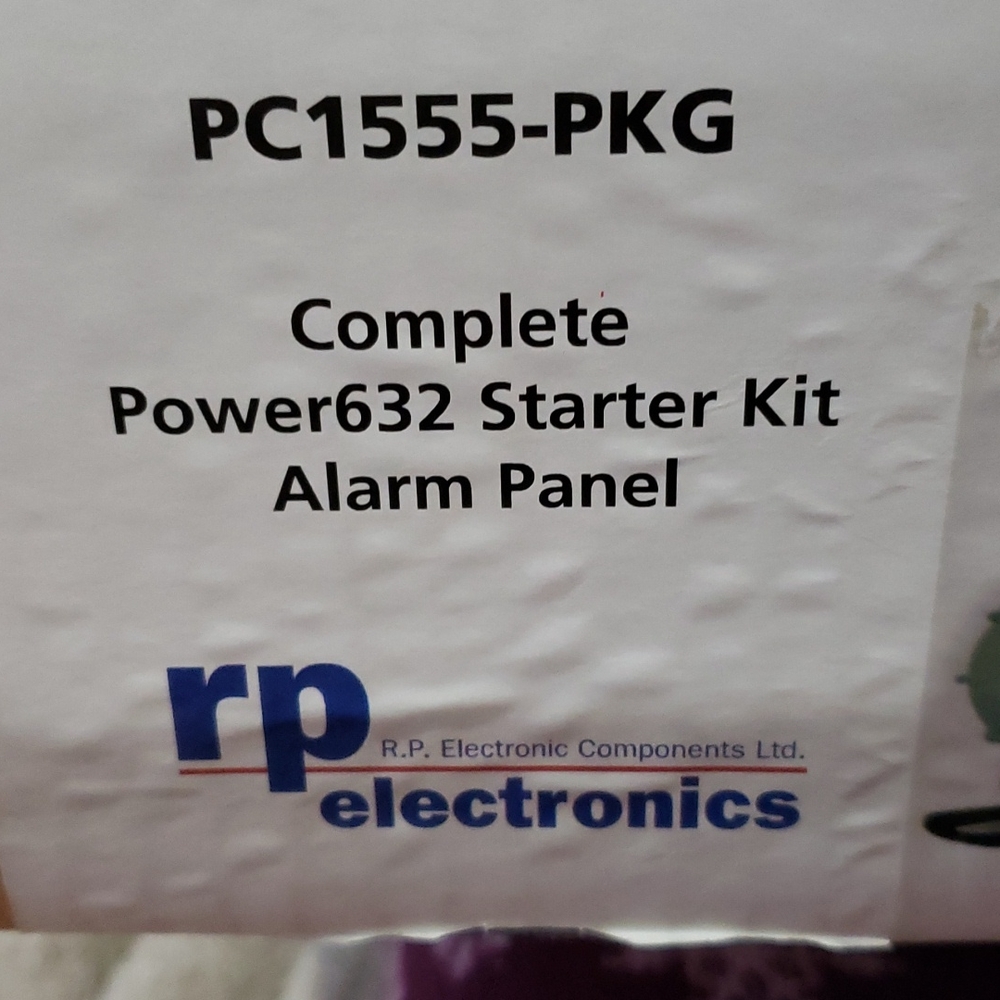 DSC PC1555 Complete starter kit - Brand new panel